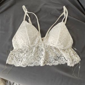 Fashion Nova Point of View Bralette - white